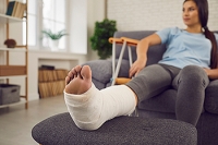 Causes and Effective Treatment for Broken Ankles